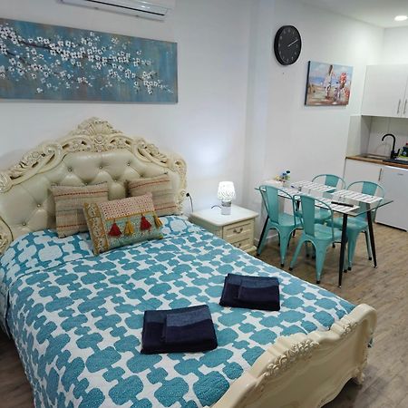 Apartamentos Elemar Free Luggage Storage مالقة المظهر الخارجي الصورة