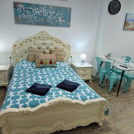 Apartamentos Elemar Free Luggage Storage مالقة المظهر الخارجي الصورة