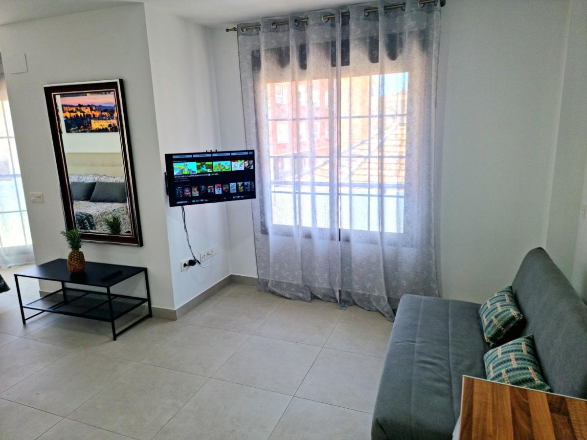 Apartamentos Elemar Free Luggage Storage مالقة المظهر الخارجي الصورة