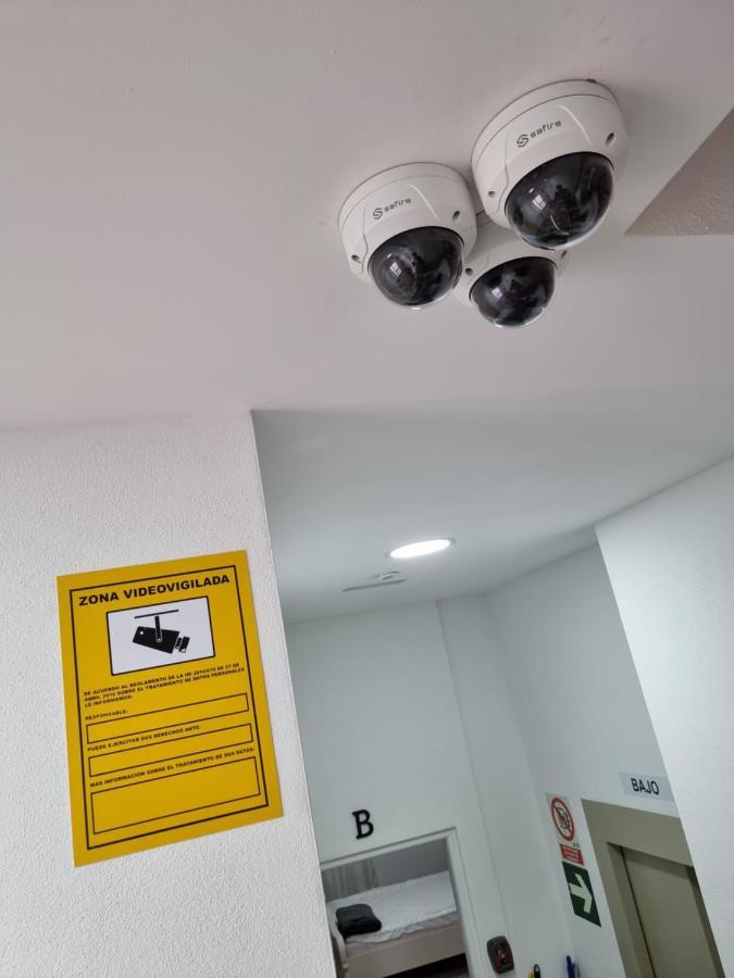Apartamentos Elemar Free Luggage Storage مالقة المظهر الخارجي الصورة