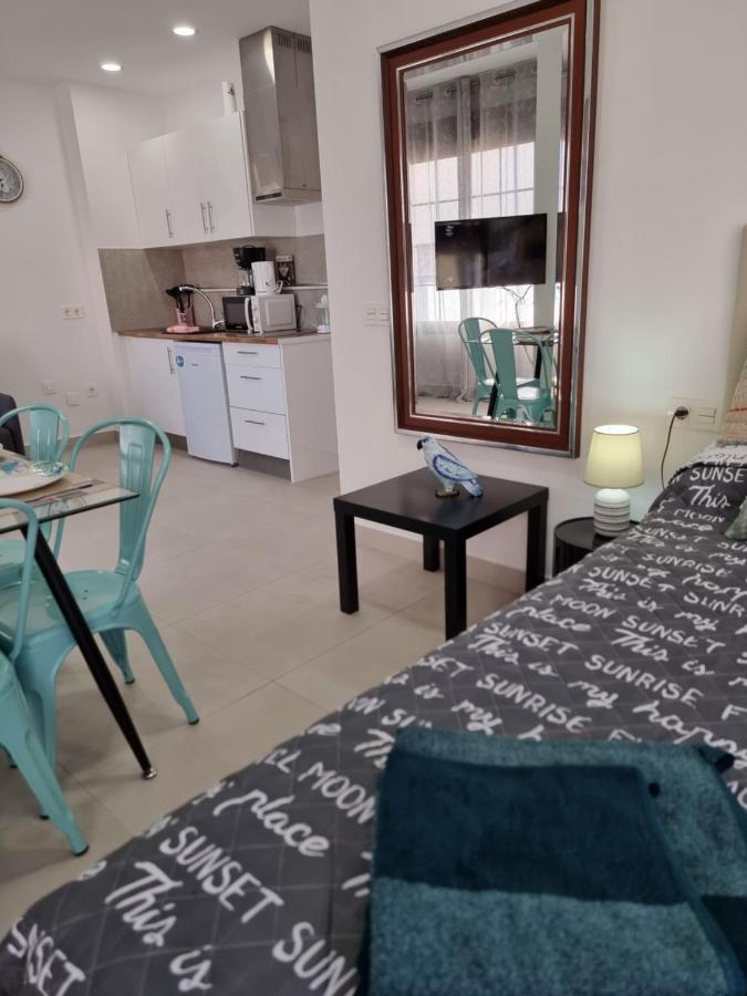 Apartamentos Elemar Free Luggage Storage مالقة المظهر الخارجي الصورة