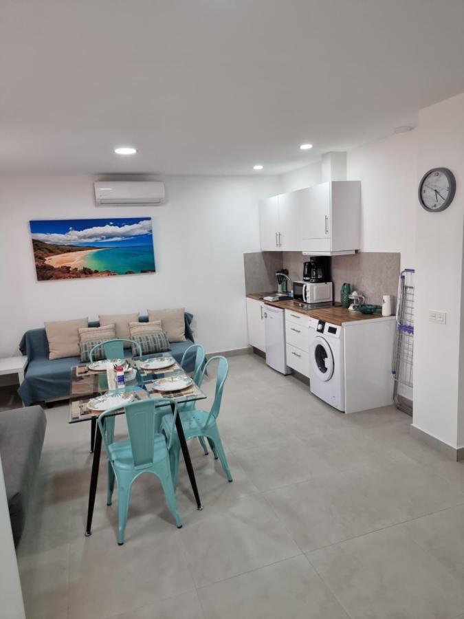 Apartamentos Elemar Free Luggage Storage مالقة المظهر الخارجي الصورة