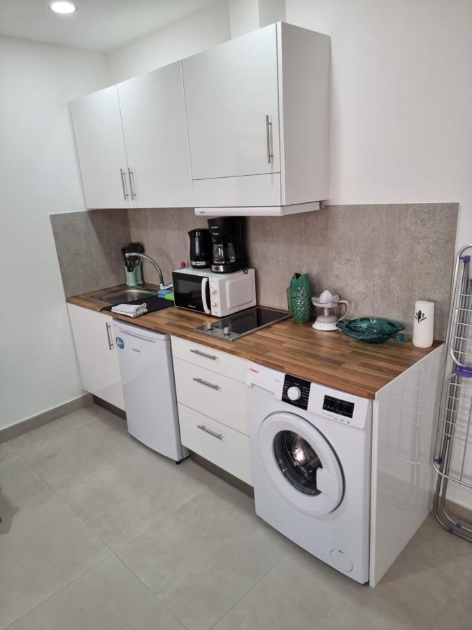 Apartamentos Elemar Free Luggage Storage مالقة المظهر الخارجي الصورة